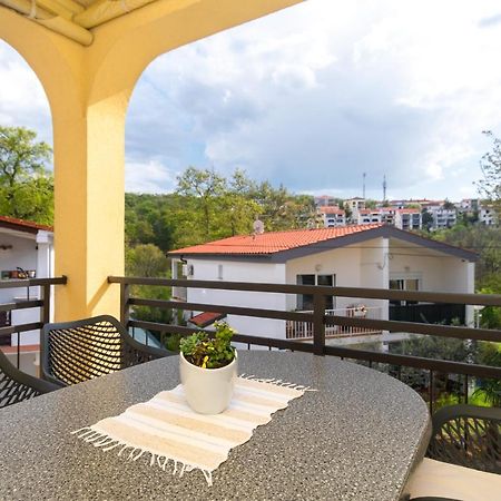 Apartment Blazi Njivice Ngoại thất bức ảnh