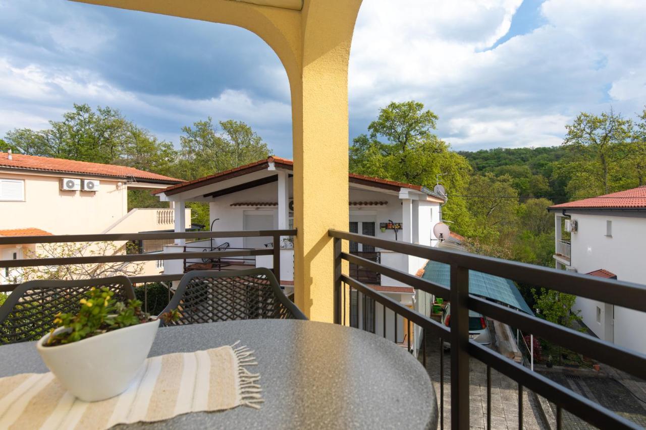 Apartment Blazi Njivice Ngoại thất bức ảnh